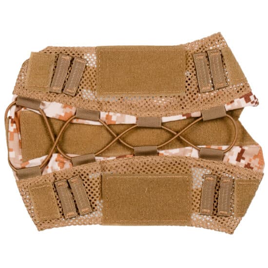 DELTA_SIX_Helmueberzug_fuer_FAST_Tactical_Helme_mit_Bungee_Cord_versch_Farben_black_digi_desert_back.jpg